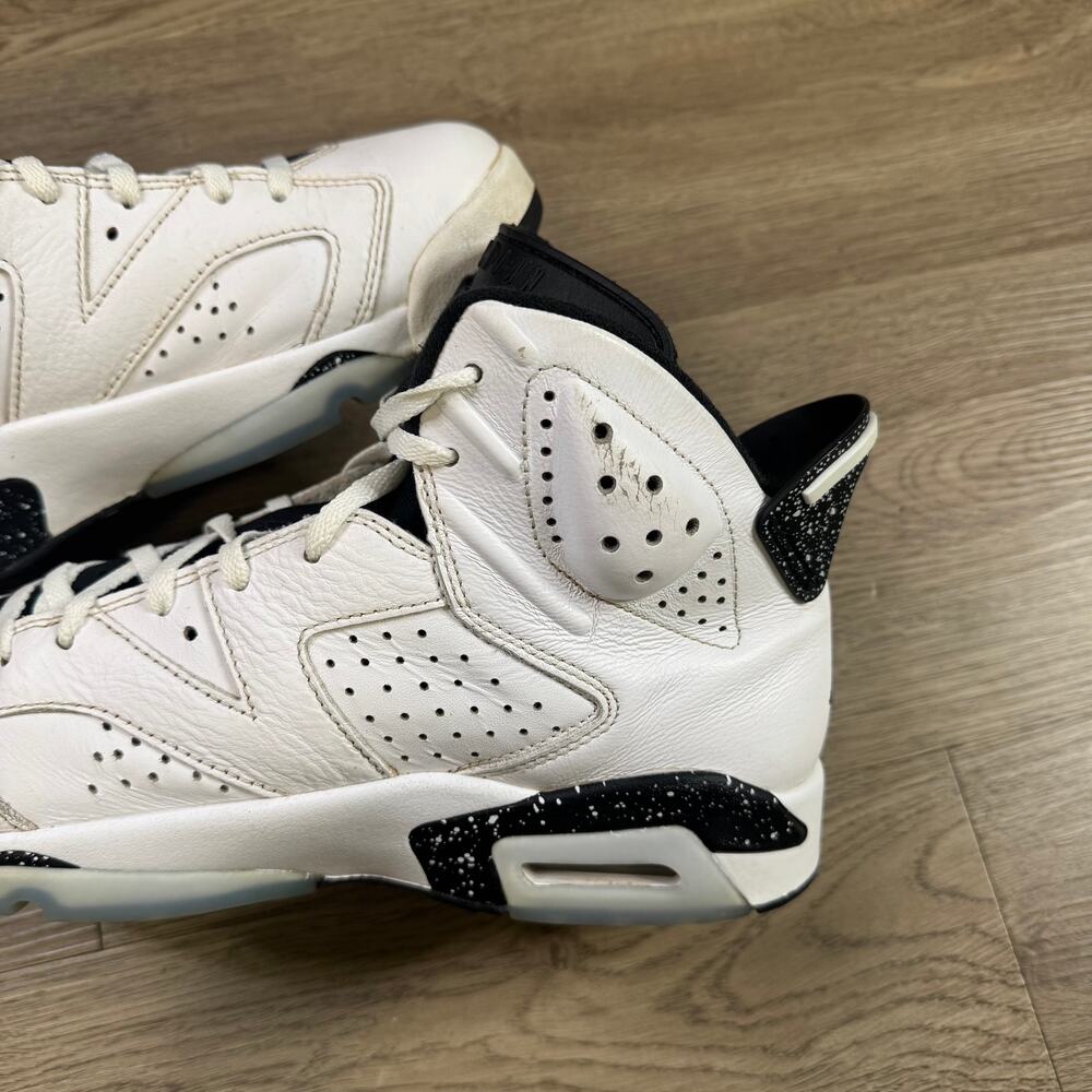 Jordan 6 Retro Reverse Oreo - Picture 7 of 12
